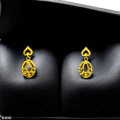 GOLD EARRINGS- WGT: 0.630 GM APPROX BIS CERTIFIED HUID HALLMARK 9KT GOLD EARRINGS 1 PAIR FOR WOMEN.