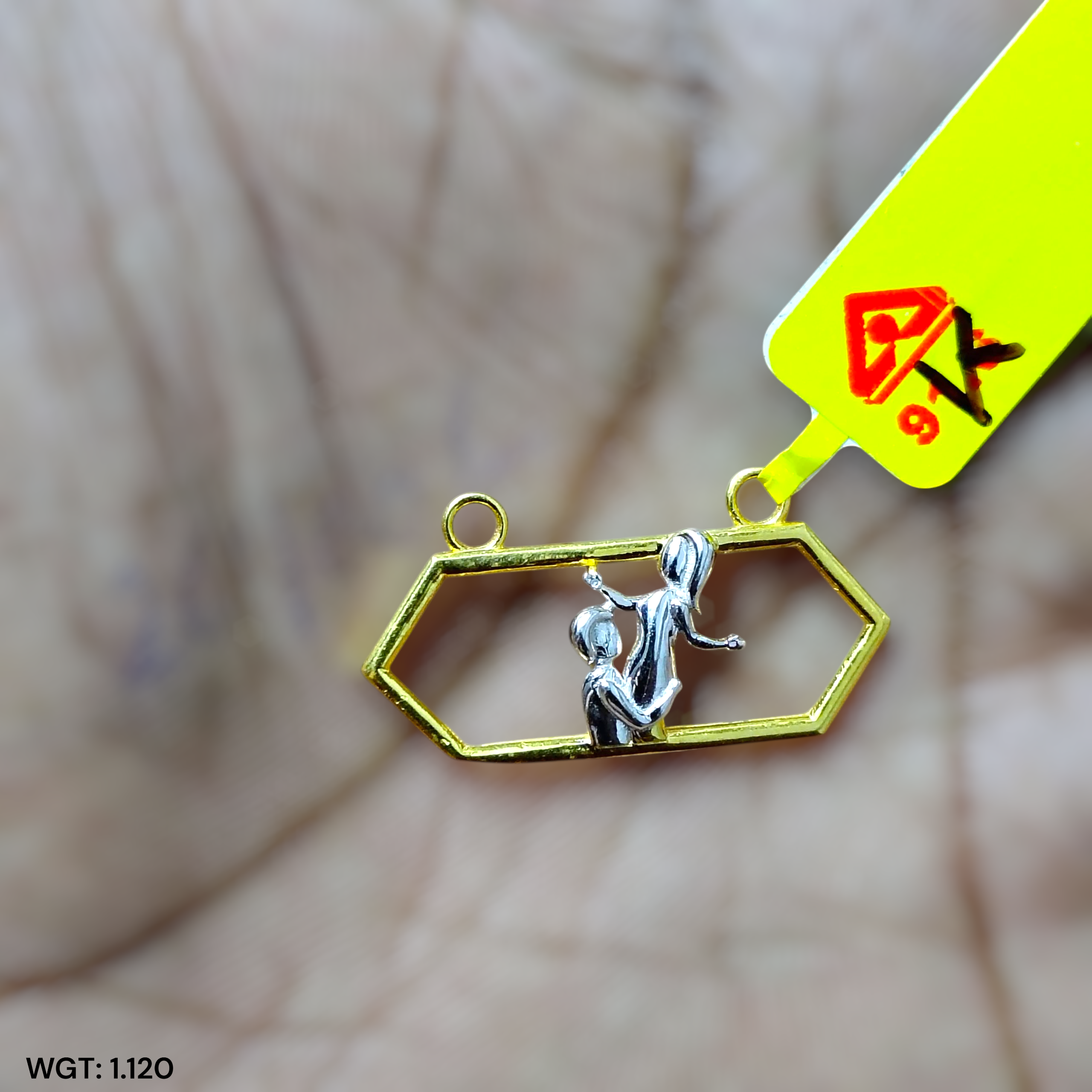 CHALLENGE ON PRICE (GPM9) TRJ WGT: 1.120 GM APPROX BIS CERTIFIED HUID HALLMARK 9KT GOLD PENDANT FOR WOMEN 1 PIECE FOR REGULAR USE.