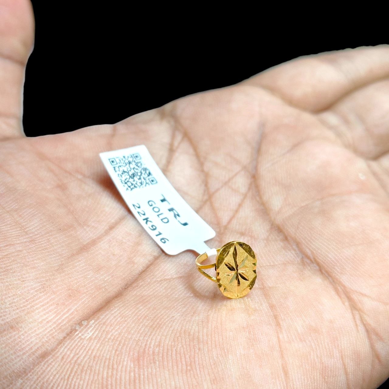 BABY JEWELLERY- TRJ WGT: 0.470 GM APPROX 22KT HUID HALLMARK GOLD BABY FINGER RING 1 PIECE FOR RICE CEREMONY & BIRTHDAY.