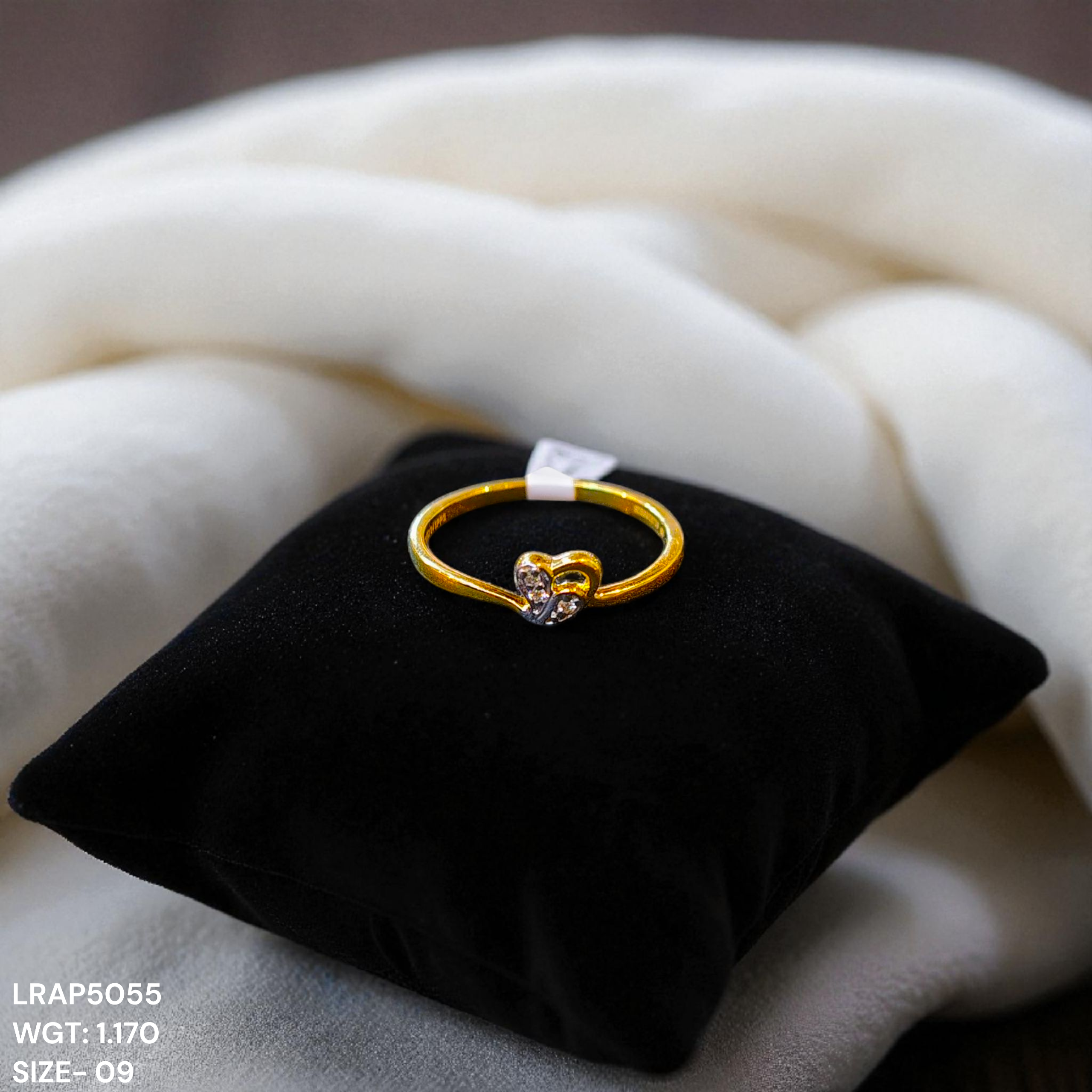 (GLFR18) RAJLAXMI DIAMOND JEWELLERY (SIZE:09) - WGT: 1.170 GM - NATURAL DIAMOND (0.01 CENT) HUID HALLMARK 18KT DIAMOND FINGER RING FOR WOMEN WITH CERTIFICATE OF AUTHENTICITY BY ZORBA (DESIGN NO: LRAP5055).