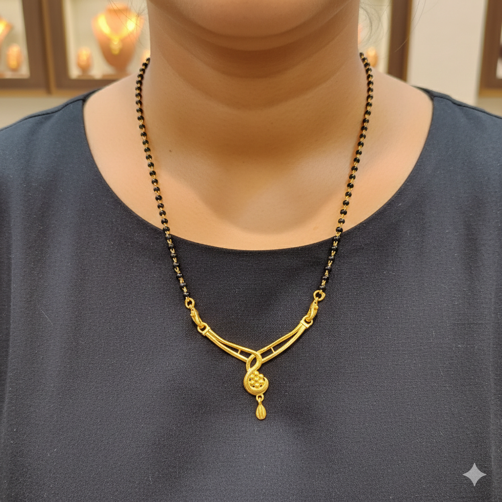 (GPM9) TRJ WGT: 1.160 GM APPROX BIS CERTIFIED HUID HALLMARK 9KT GOLD PENDANT FOR WOMEN 1 PIECE FOR REGULAR USE.