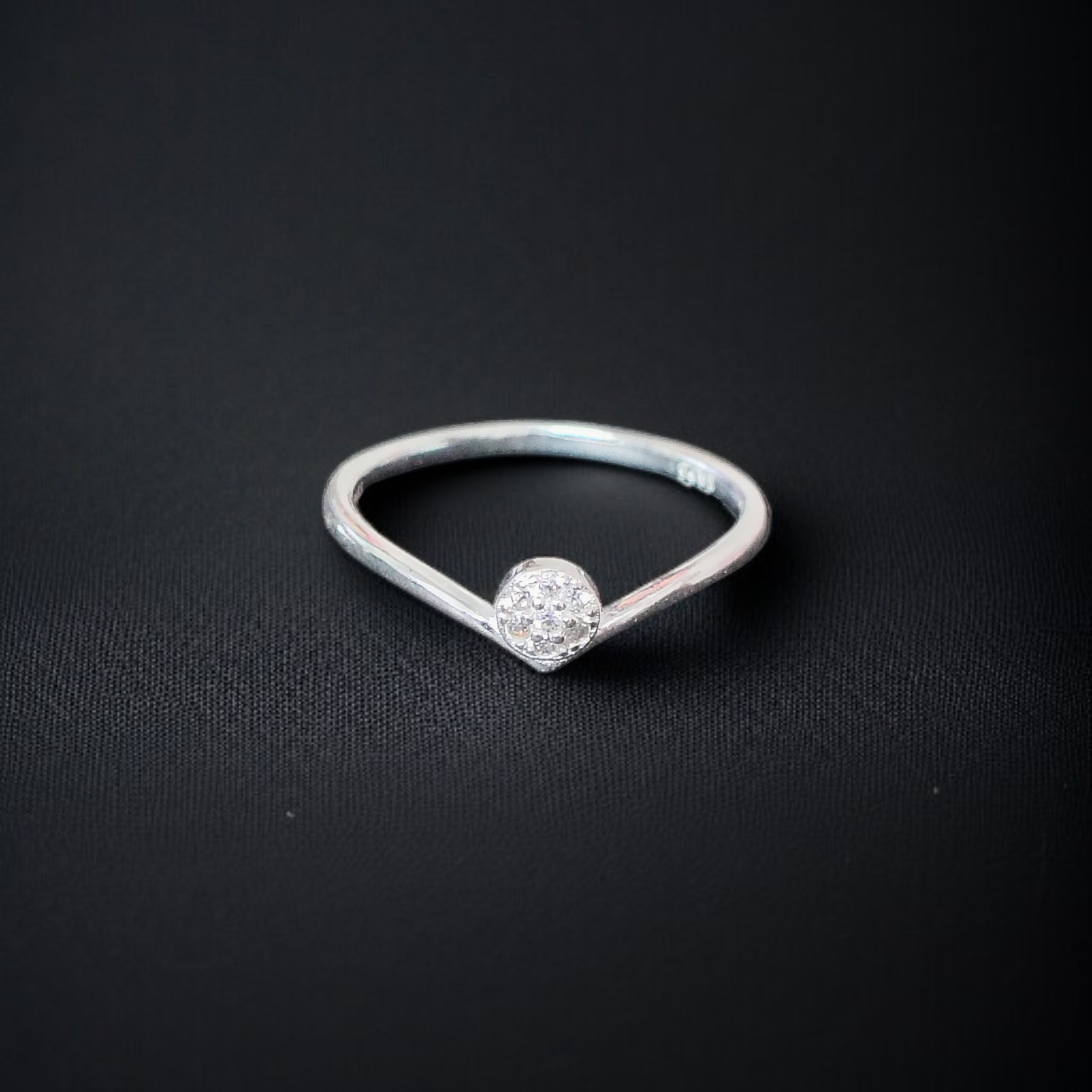 (SFR) BANKOK IMPORTED 925 SILVER FINGER RING 1 PIECE FOR WOMEN FOR REGULAR USE - BEST FOR GIFTING (SOLD ON MRP)