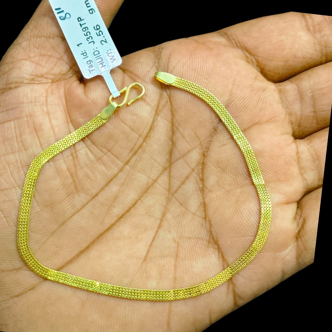 GOLD WRISTLET- 8" (WGT: 2.560 GM APPROX) BIS CERTIFIED HUID HALLMARK 375 9KT GOLD WRISTLET FOR GENTS.