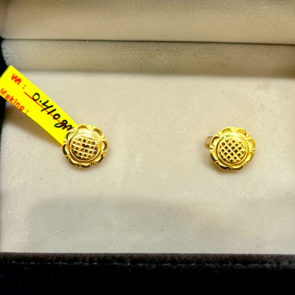 GOLD TOPS- BIS CERTIFIED (WGT: 0.410 GM APPROX) HUID HALLMARK 375 9KT GOLD TOPS 1 PAIR BEST FOR MARRIAGE GIFT.