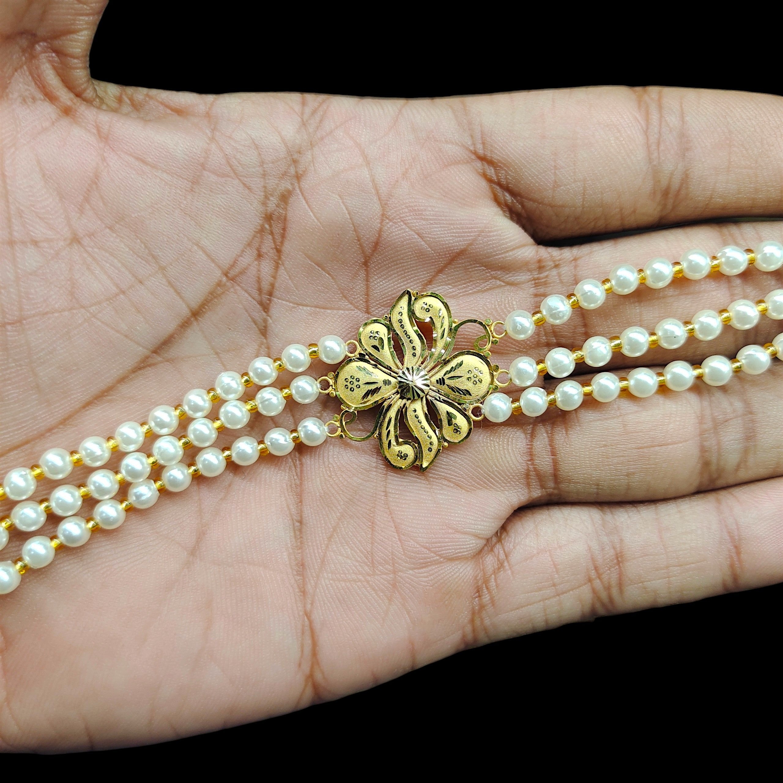 GOLD MANTASHA- (WGT: 0.990 GM APPROX) BIS CERTIFIED HUID HALLMARK 375 9KT GOLD MOTI MANTASHA WITH PEARL CHAIN FOR WOMEN.(25QQL6)