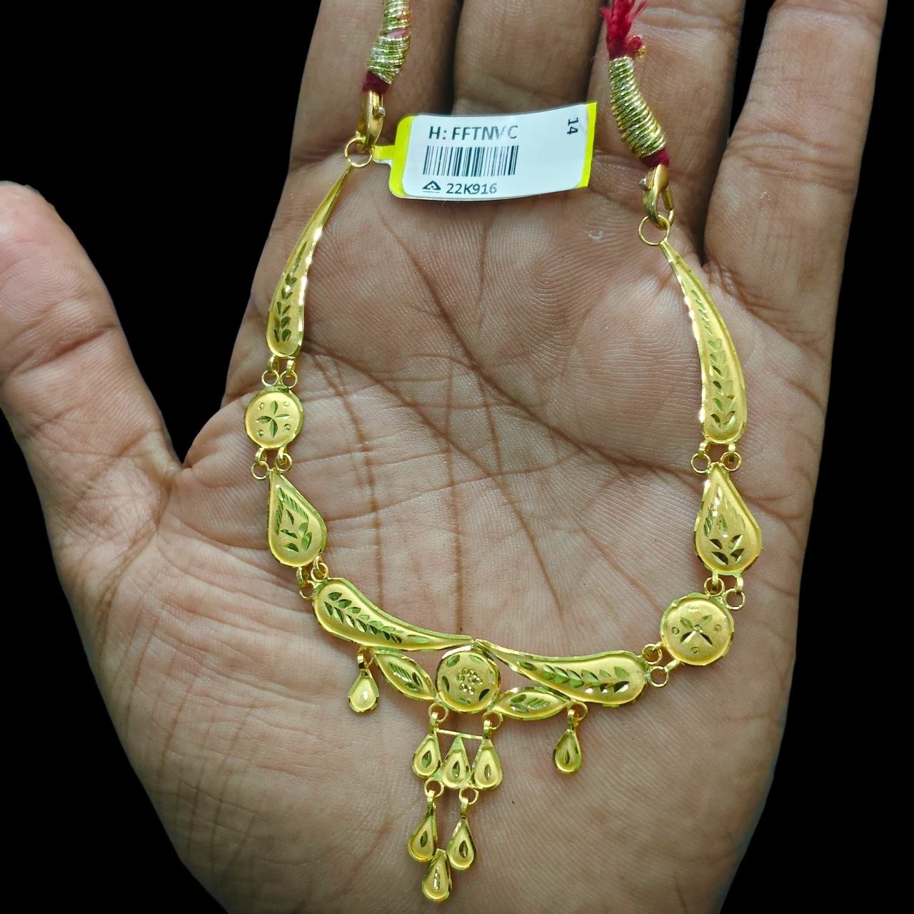 GOLD NECKLACE- WGT: 3.770 BIS CERTIFIED HUID HALLMARK 916 22KT GOLD NECKLACE 1 PIECE WITH FREE ADJUSTABLE TASSEL FOR WOMEN.