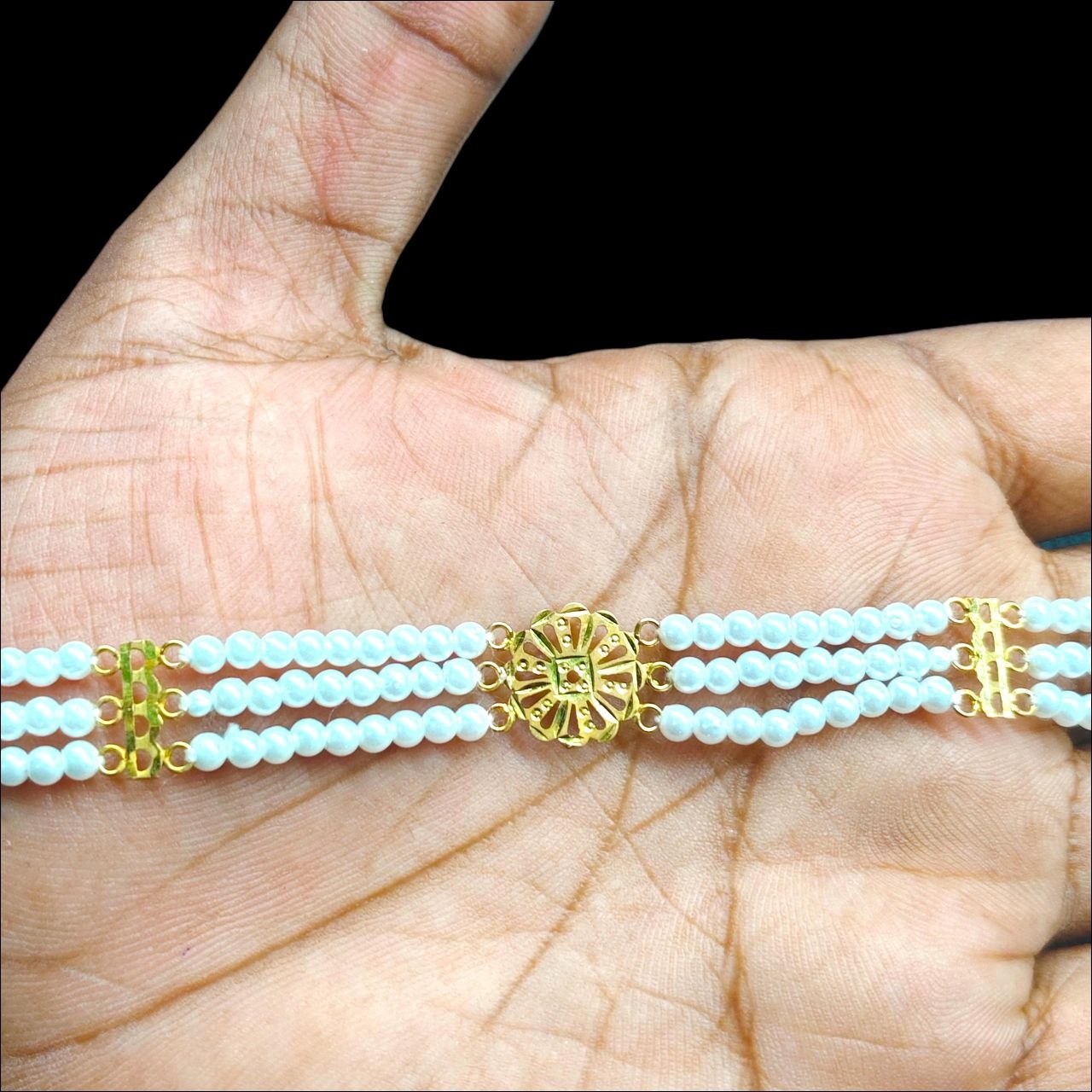 GMC9K- (WGT: 1.320 GM APPROX) BIS CERTIFIED HUID HALLMARK 375 9KT GOLD MOTI CHOKER 1 PIECE WITH ADJUSTABLE TASSEL FOR GIFT IN MARRIAGE.