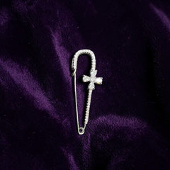 SILVER BROOCH- CERTIFIED BIS HALLMARK 925 SILVER BROOCH CEPTIPIN FOR SAREE 1 PIECE STUDDED WITH AMERICAN DIAMOND- (SOLD ON MRP) NON EXCHANGEABLE ITEM.