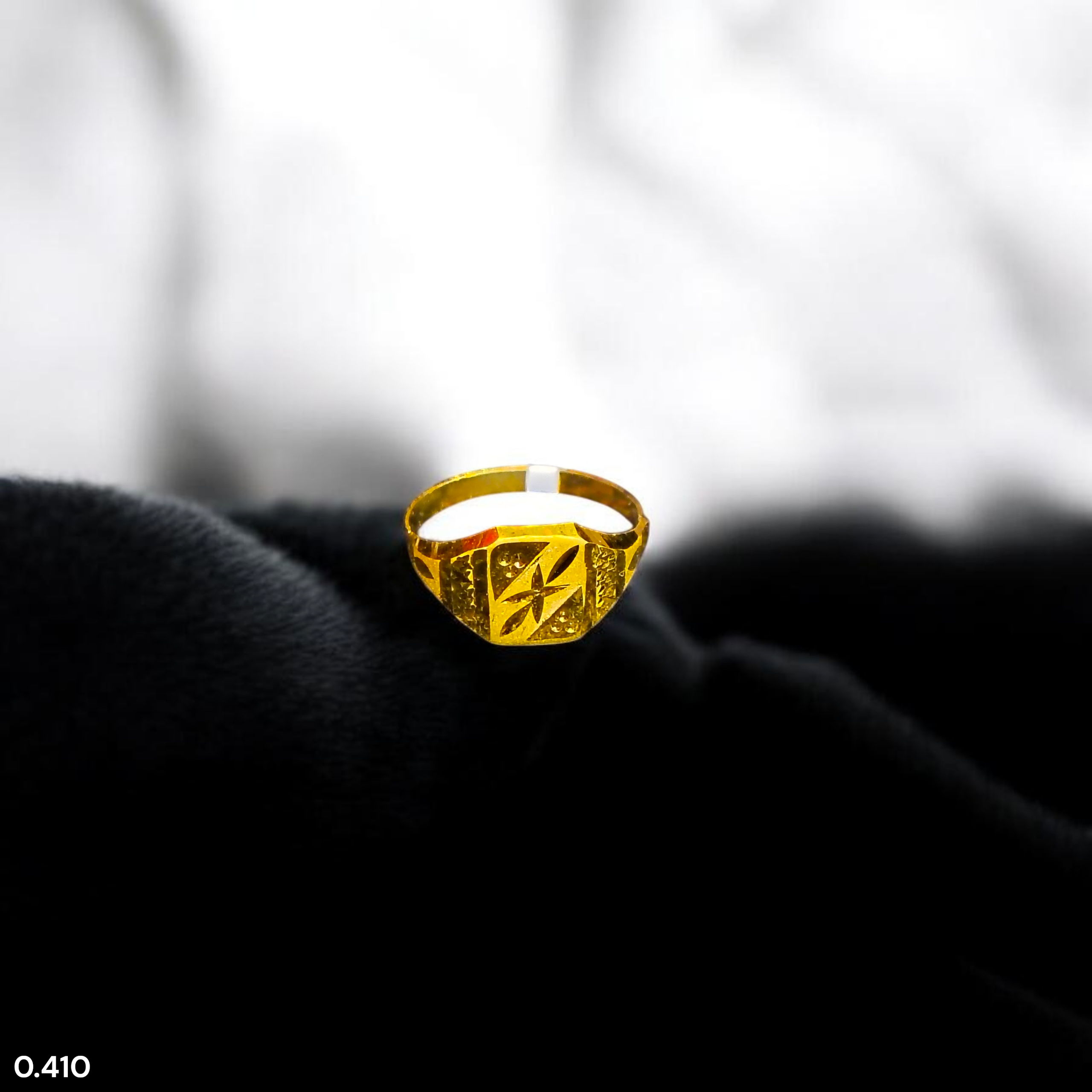 BABY JEWELLERY- TRJ WGT: 0.410 GM APPROX 375 9KT HUID HALLMARK GOLD BABY FINGER RING 1 PIECE FOR RICE CEREMONY & BIRTHDAY.