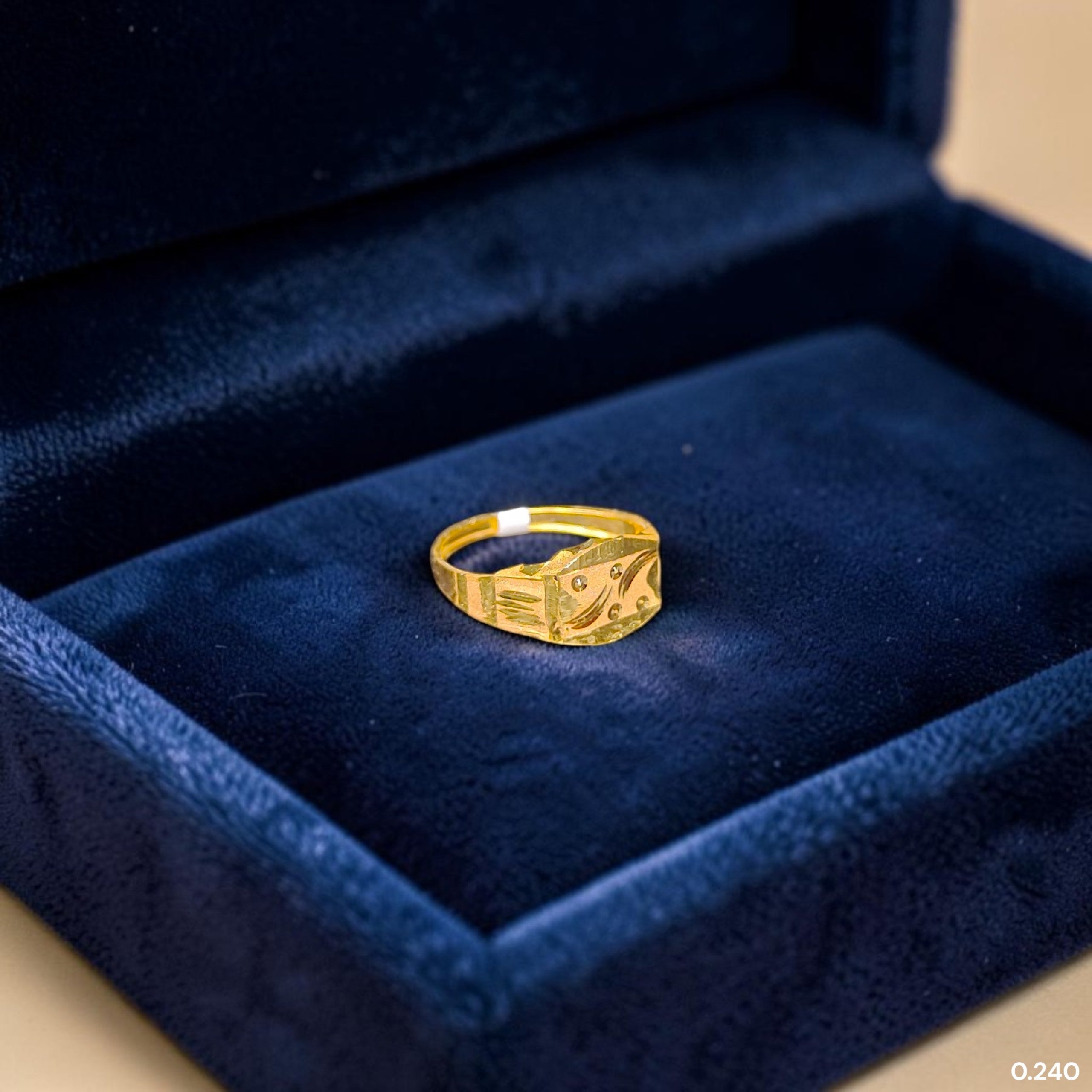 BABY JEWELLERY- TRJ WGT: 0.240 GM APPROX 375 9KT HUID HALLMARK GOLD BABY FINGER RING 1 PIECE FOR RICE CEREMONY & BIRTHDAY.(S8A54P)