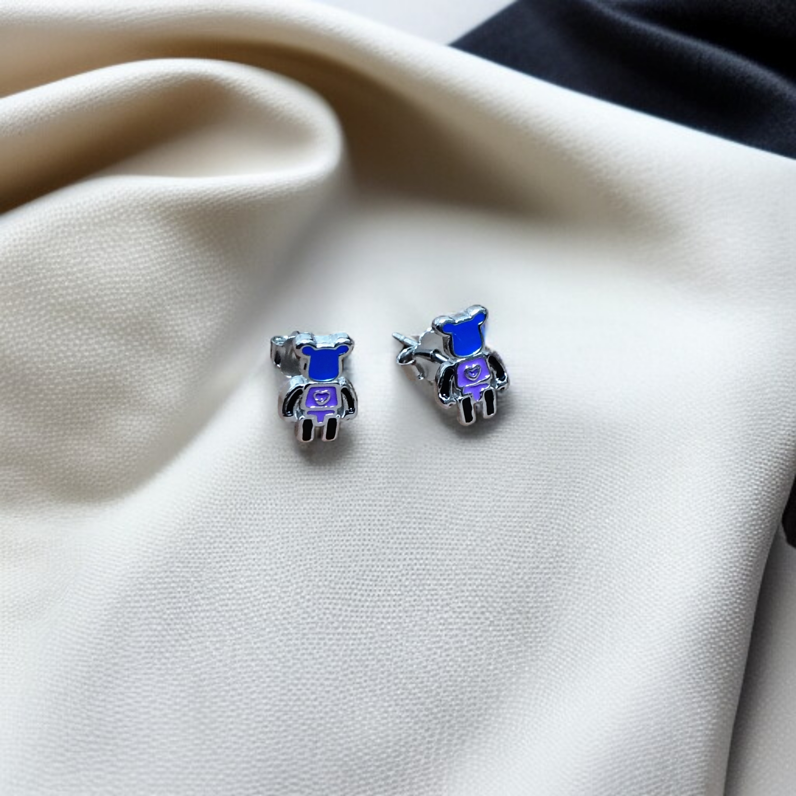 SILVER STUD - STERLING 925 HALLMARK SILVER STUD EARRINGS FOR WOMEN (1 PAIR) FOR REGULAR WEAR (SOLD ON MRP).