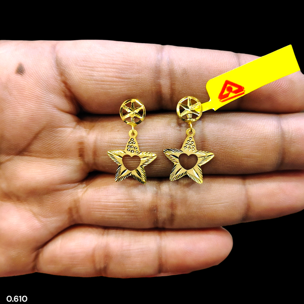 GOLD EARRINGS- WGT: 0.610 GM APPROX BIS CERTIFIED HUID HALLMARK 9KT GOLD EARRINGS 1 PAIR FOR WOMEN.