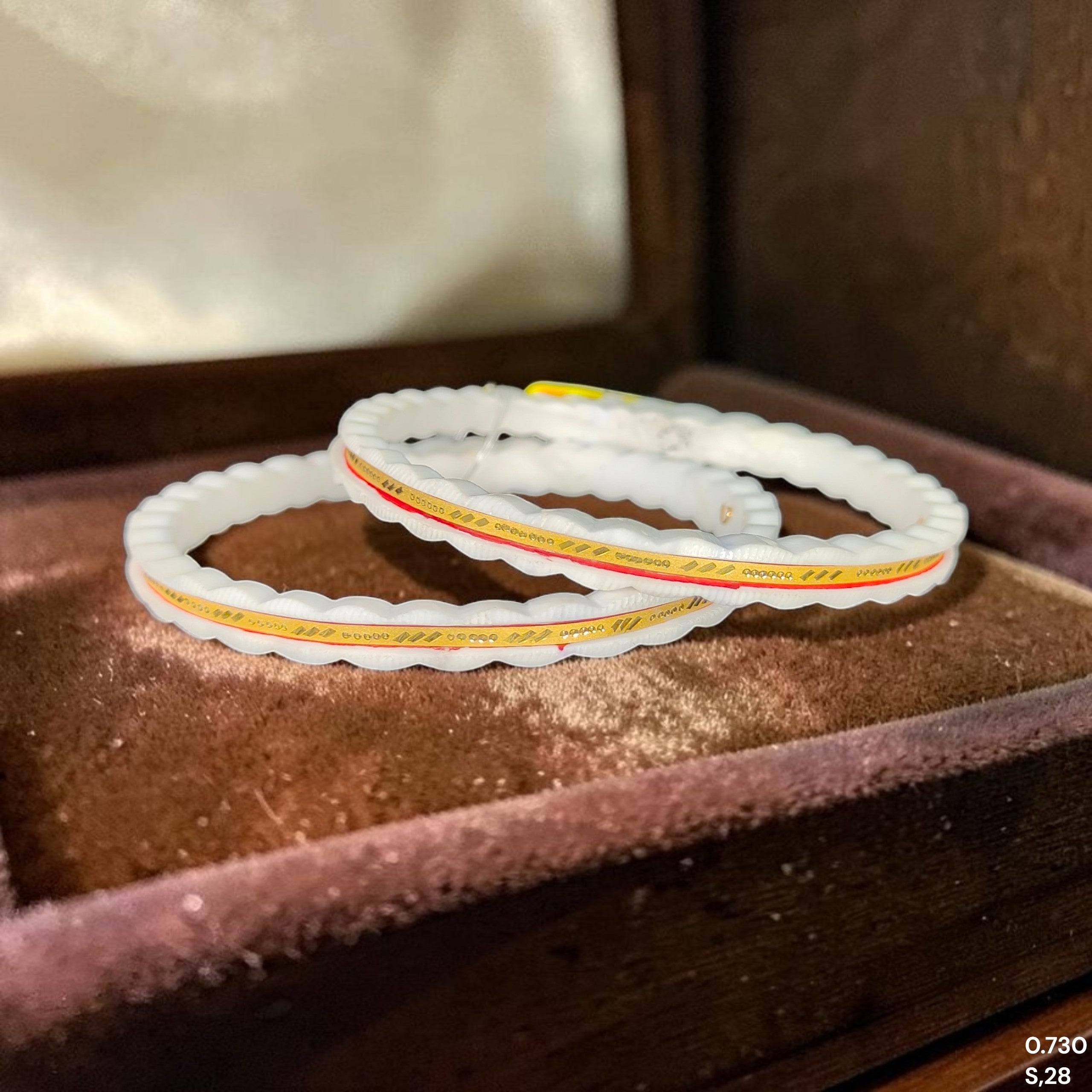 GSB9K- SIZE:28 (WGT: 0.730 GM APPROX) BIS CERTIFIED HUID HALLMARK 375 9KT GOLD SAKHA BADHANO 1 PAIR FOR WOMEN (CHILA PATH DESIGN) NOT FOR REGULAR USE.