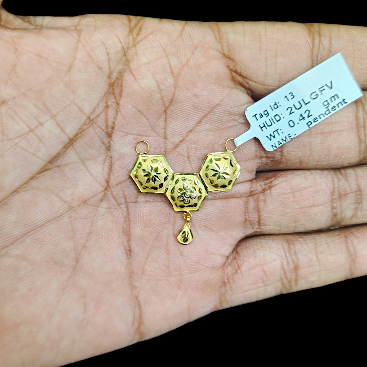GPM9K- (WGT: 0.420 GM APPROX) BIS CERTIFIED HUID HALLMARK 375 9KT GOLD PENDANT FOR WOMEN 1 PIECE WITH FREE MANGALSUTRA & TASSEL. (2ULGFV)