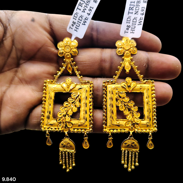 (GER22) BIS CERTIFIED WGT: 9.840 GM APPROX HUID HALLMARK 916 22KT GOLD EARRINGS KANBALA 1 PAIR FOR WOMEN.