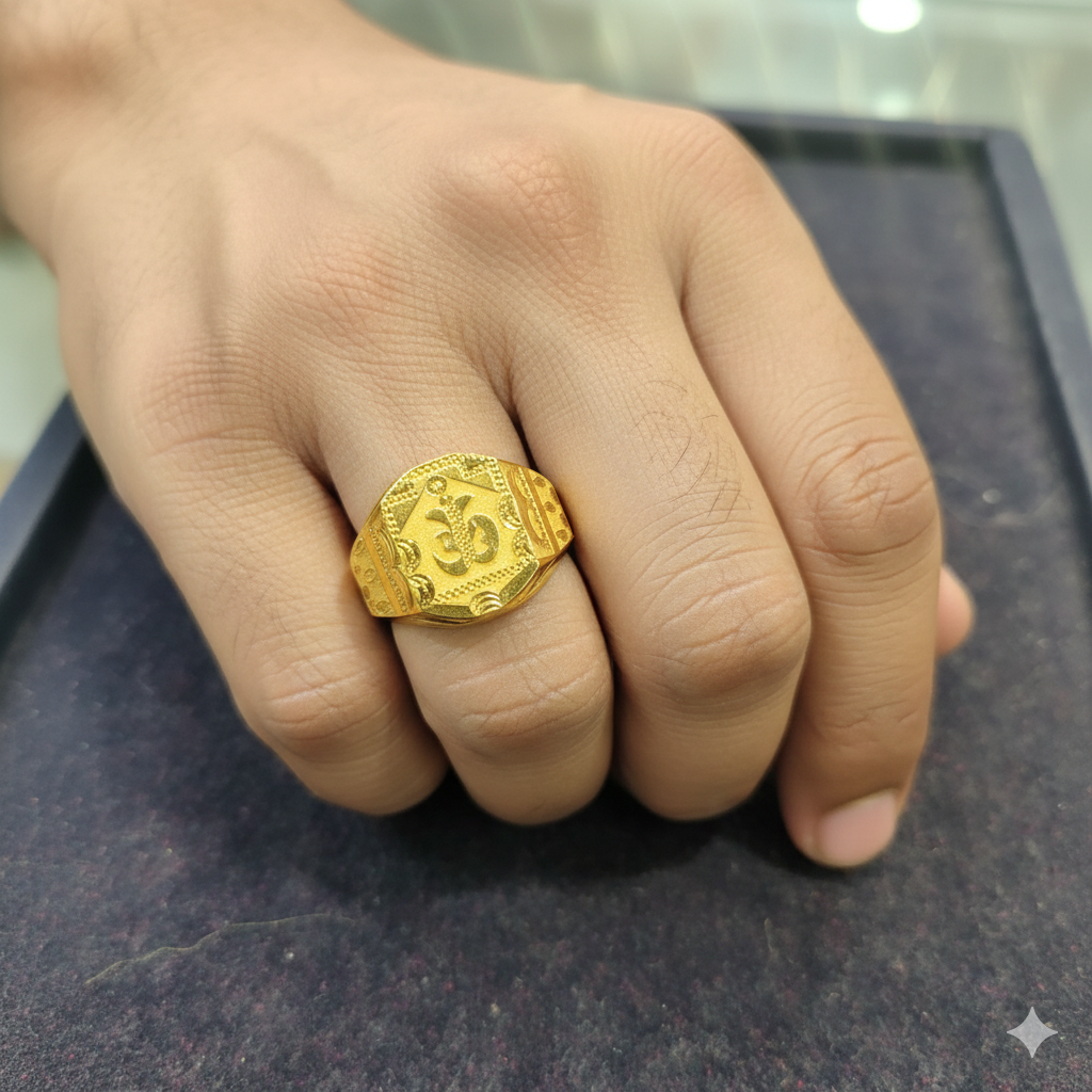 GENTS RING- SIZE:24 (WGT: 3.480 GRAM APPROX) BIS CERTIFIED HUID HALLMARK 916 22KT GOLD GENTS FINGER RING FOR MENS 1 PIECE (REGULAR USE).