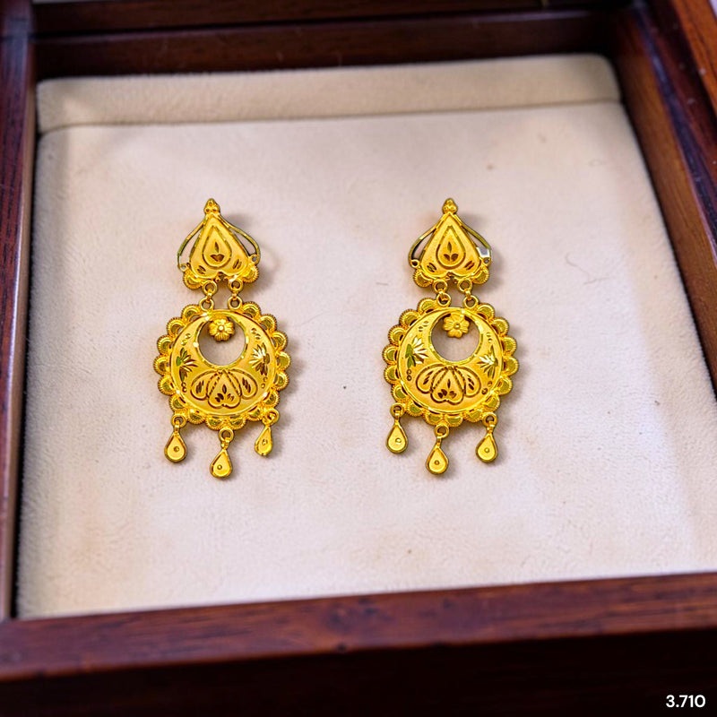 GOLD EARRINGS- (G8K5J2)-(2RS7R1) (WGT: 3.710 GM APPROX) BIS CERTIFIED HUID HALLMARK 9KT GOLD EARRINGS 1 PAIR FOR WOMEN (BEST FOR GIFT IN MARRIAGE).