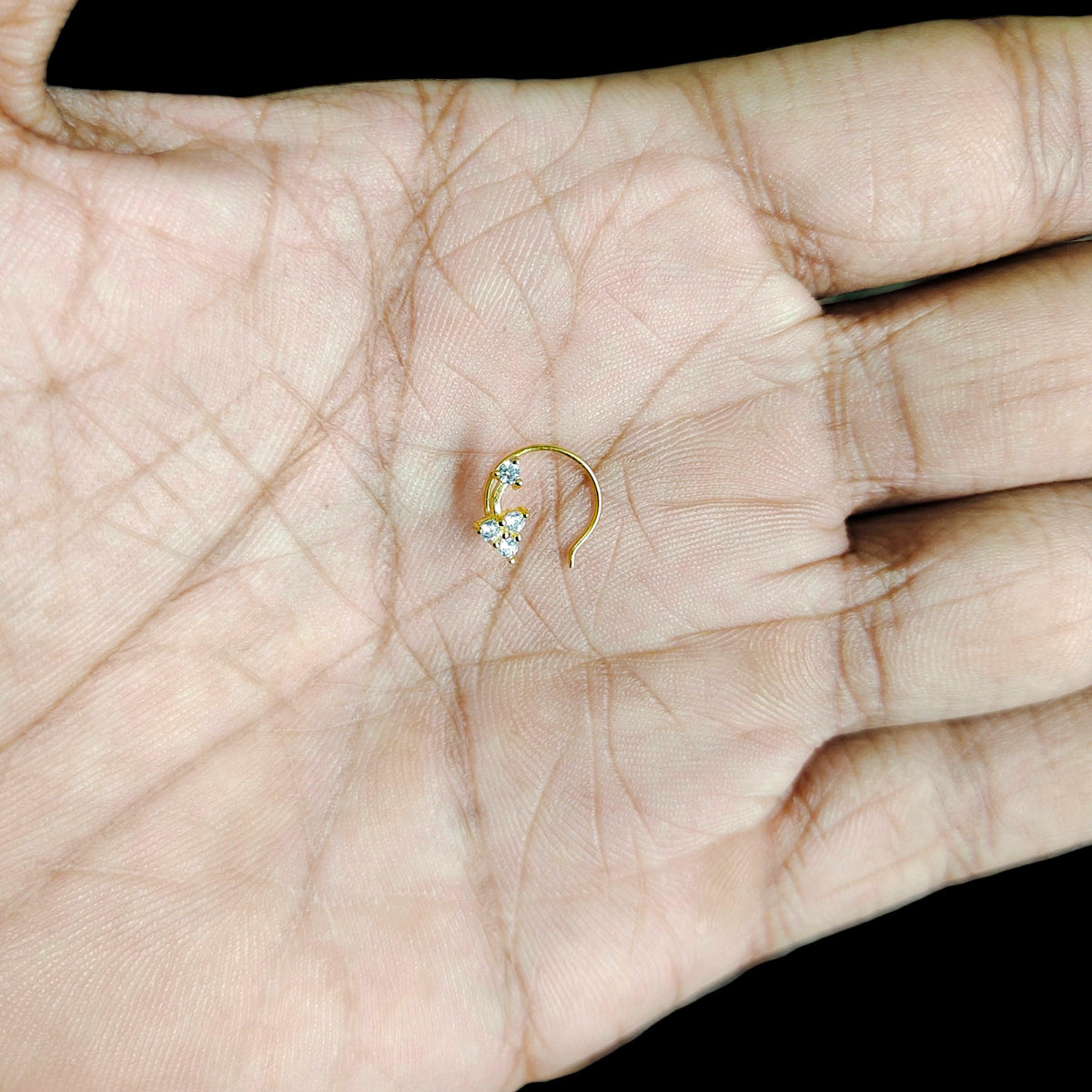 GOLD NOSEPIN- (WGT: 0.240 GM APPROX) BIS CERTIFIED HUID HALLMARK 375 9KT GOLD NOSEPIN 1 PIECE FOR WOMEN (FOR REGULAR USE). SOLD ON MRP.