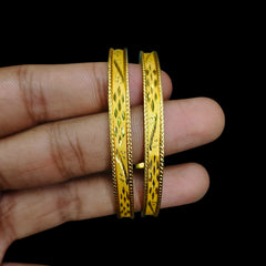 GOLD CHURI- (967Z5U)-(7GWL5U)-(SIZE-26)-(WGT: 1.680 GM APPROX) BIS CERTIFIED HUID HALLMARK 22KT GOLD SOCKET CHURI (CHILA PATH DESIGN) 1 PAIR FOR REGULAR USE FOR WOMAN.