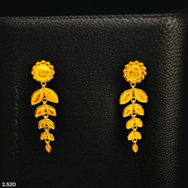 (GER22) BIS CERTIFIED WGT: 2.520 GM APPROX HUID HALLMARK 916 22KT GOLD EARRINGS KANBALA 1 PAIR FOR WOMEN.