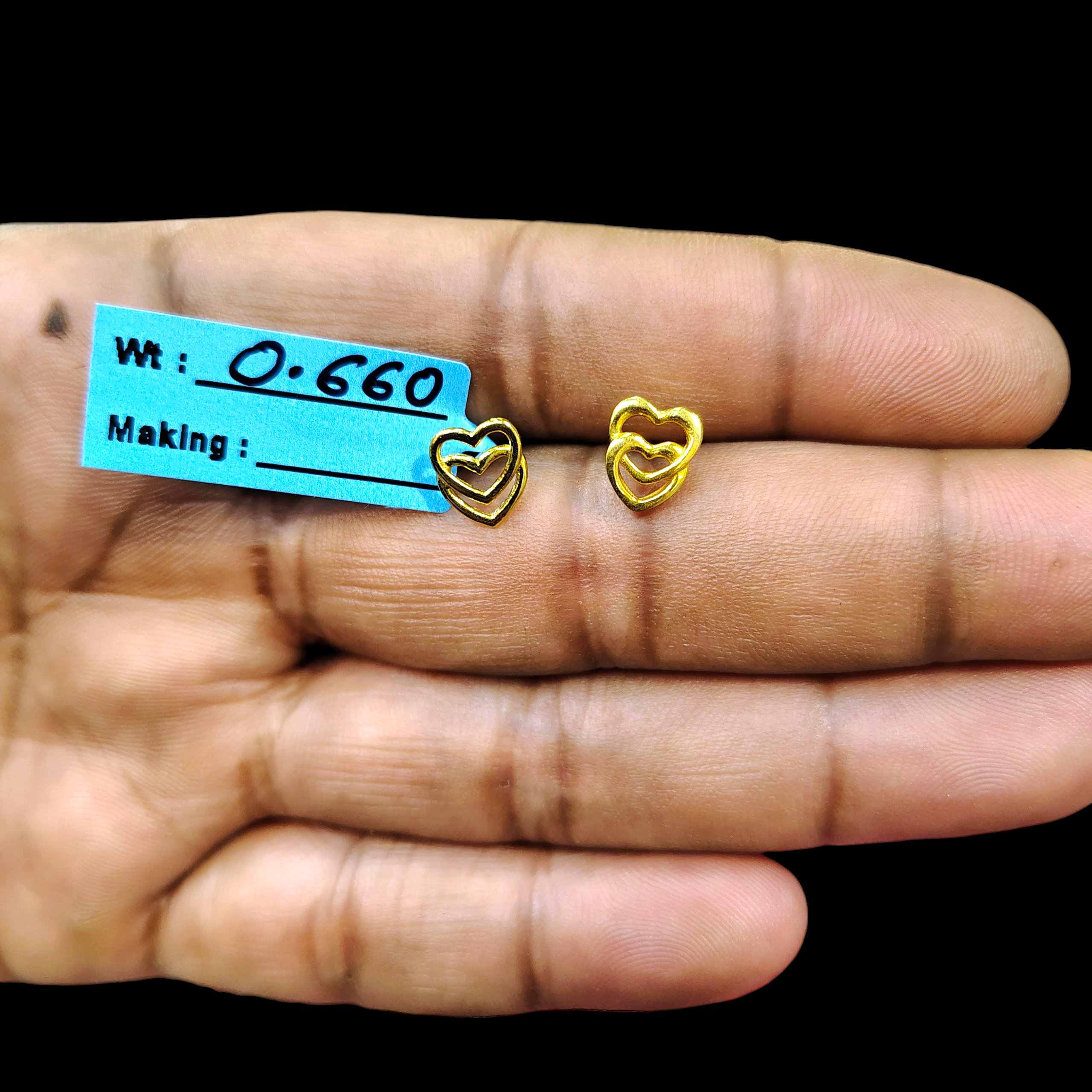 STUD EARRING- TRJ BABY TOPS WGT: 0.660 GM APPROX BIS CERTIFIED HUID HALLMARK 9KT GOLD STUD EARRINGS FOR WOMEN 1 PAIR FOR REGULAR USE.