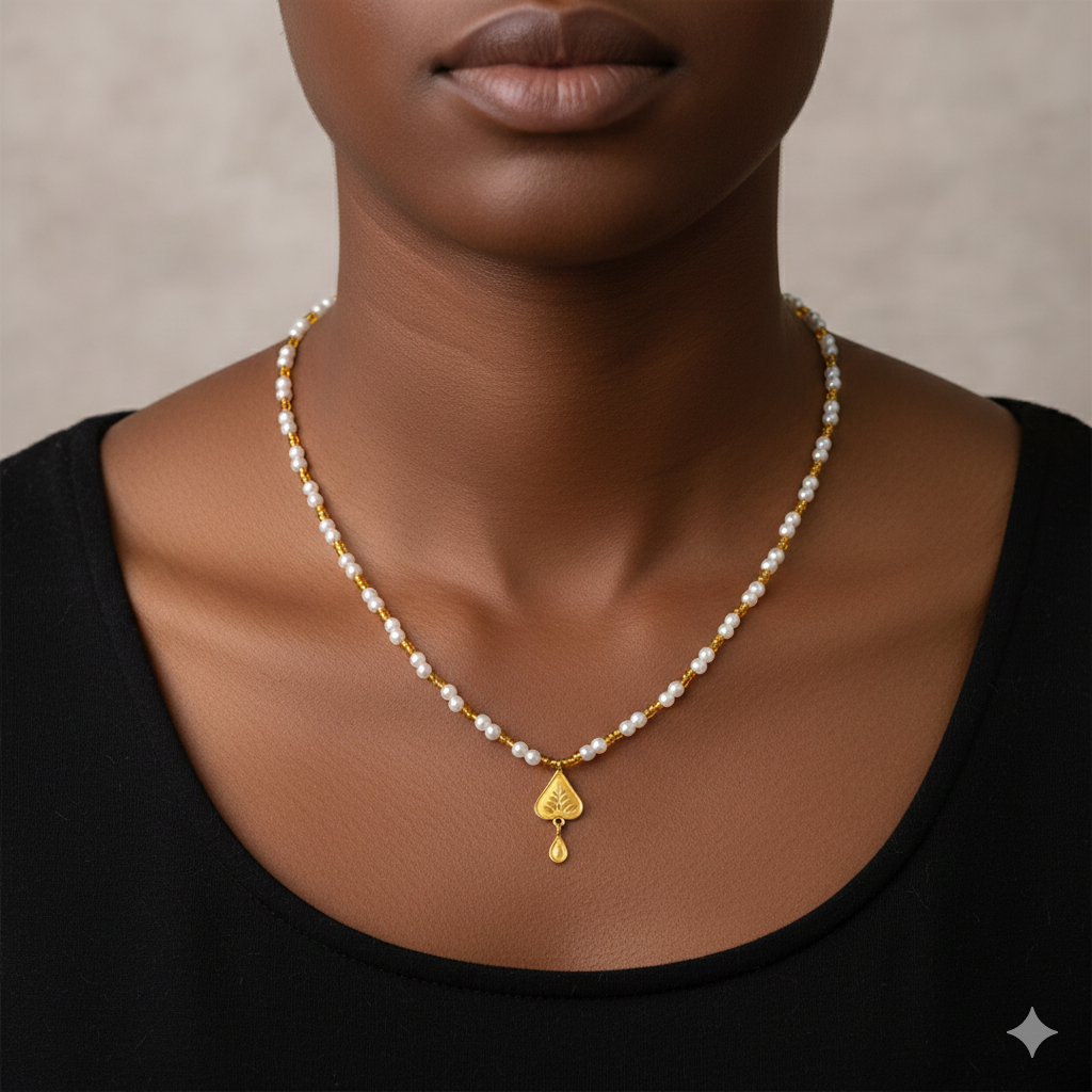 GOLD LOCKET- WGT: 0.300 GM APPROX BIS CERTIFIED HUID HALLMARK 22KT GOLD MOTI LOCKET 1 PIECE FOR WOMEN (WITH PUTI CHAIN).