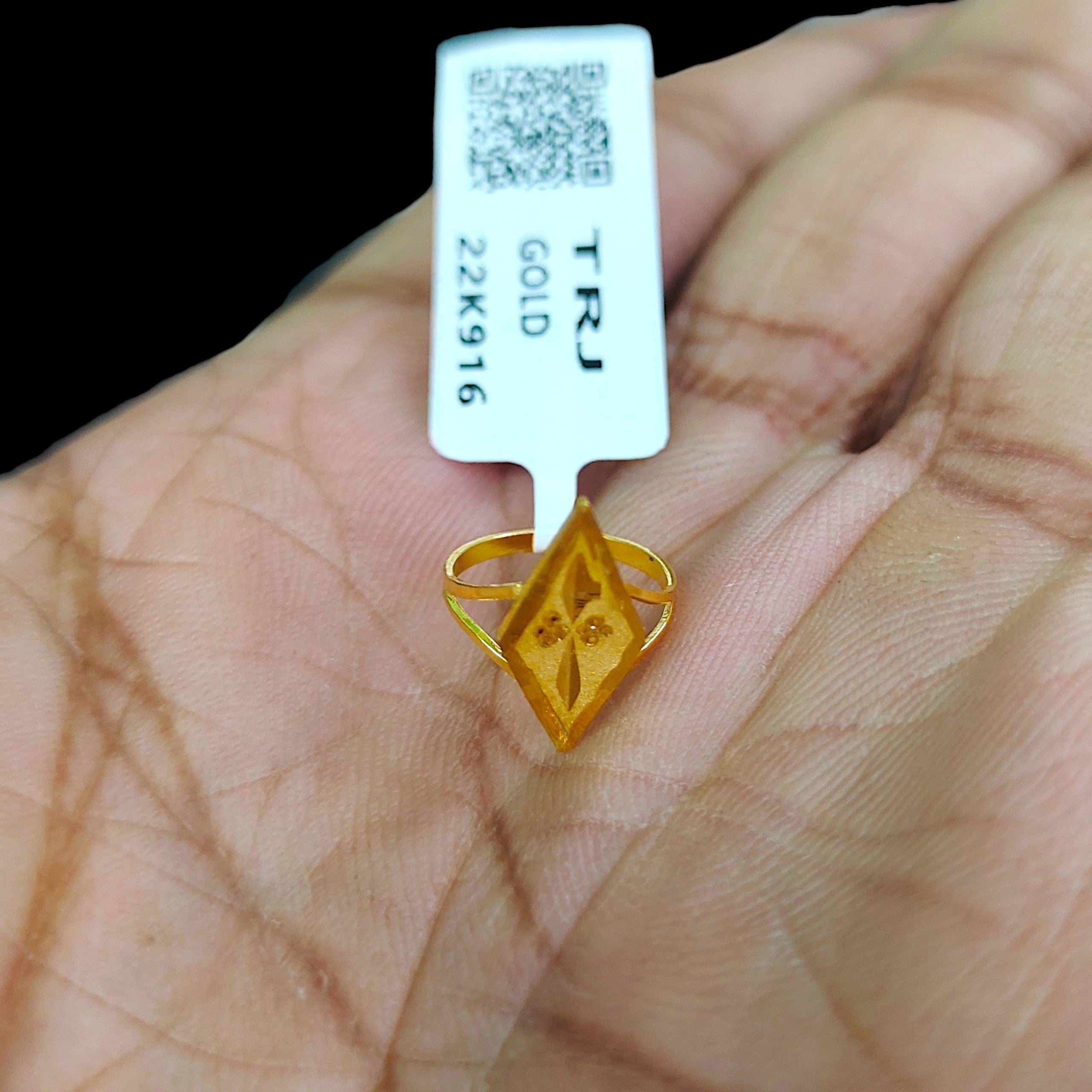 BABY JEWELLERY- TRJ WGT: 0.430 GM APPROX 22KT HUID HALLMARK GOLD BABY FINGER RING 1 PIECE FOR RICE CEREMONY & BIRTHDAY.