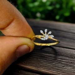 RAJLAXMI DIAMOND JEWELLERY (SIZE:09) - WGT: 1.010 GM - NATURAL DIAMOND (0.06 CENT) HUID HALLMARK 18KT DIAMOND FINGER RING FOR WOMEN WITH CERTIFICATE OF AUTHENTICITY BY ZORBA (DESIGN NO: LRAP4958).