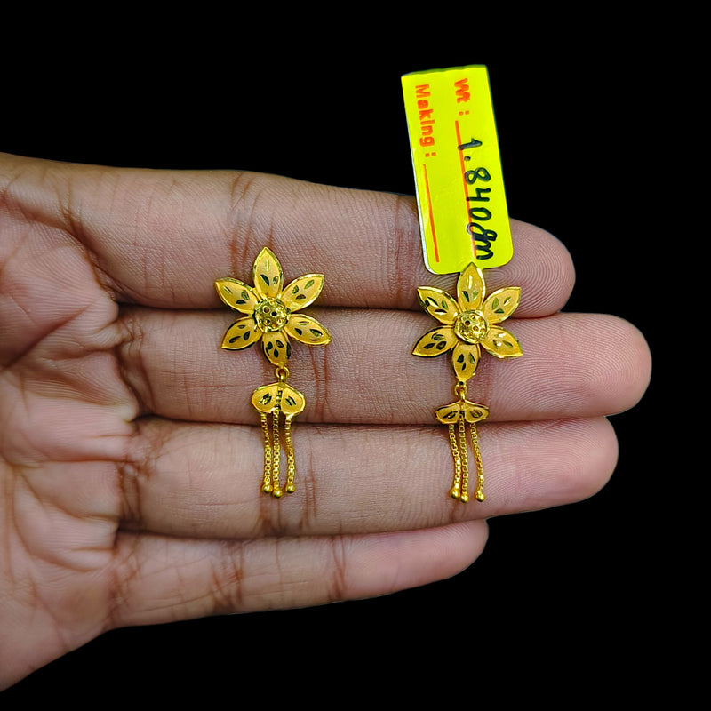 GOLD EARRINGS- (7679V2)-(N9V3SP) (WGT: 1.840 GM APPROX) BIS CERTIFIED HUID HALLMARK 916 22KT GOLD EARRINGS 1 PAIR FOR WOMEN.