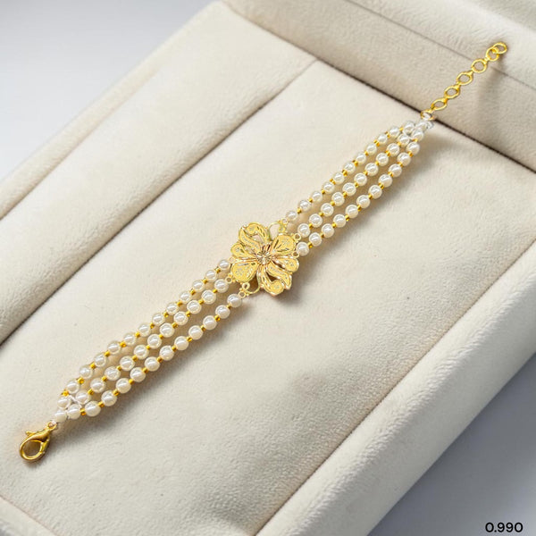 GOLD MANTASHA- (WGT: 0.990 GM APPROX) BIS CERTIFIED HUID HALLMARK 375 9KT GOLD MOTI MANTASHA WITH PEARL CHAIN FOR WOMEN.(25QQL6)