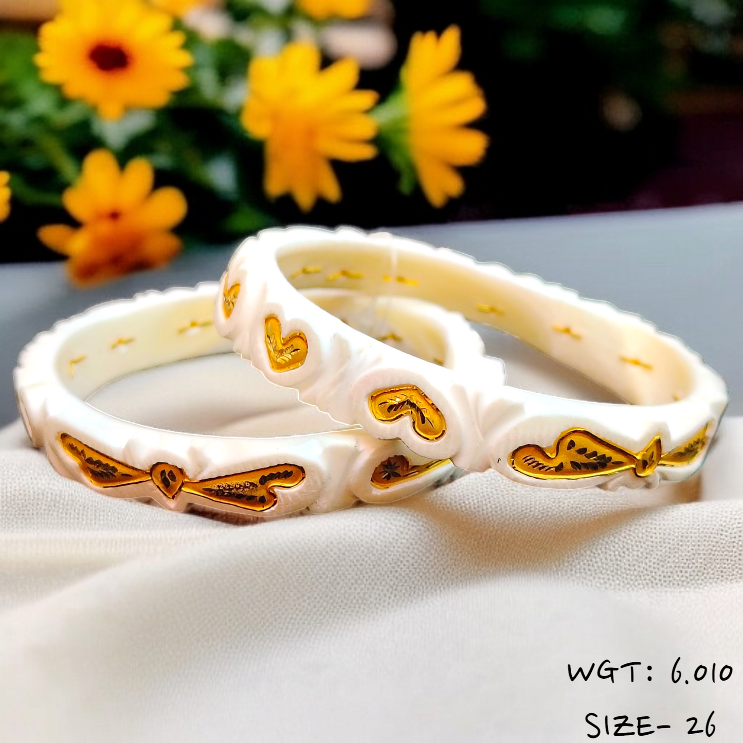 TRJ (SIZE: 26) WGT: 6.010 GM APPROX HUID HALLMARK 22KT GOLD SAKHA BANGLES 1 PAIR DESIGN FOR REGULAR USE.
