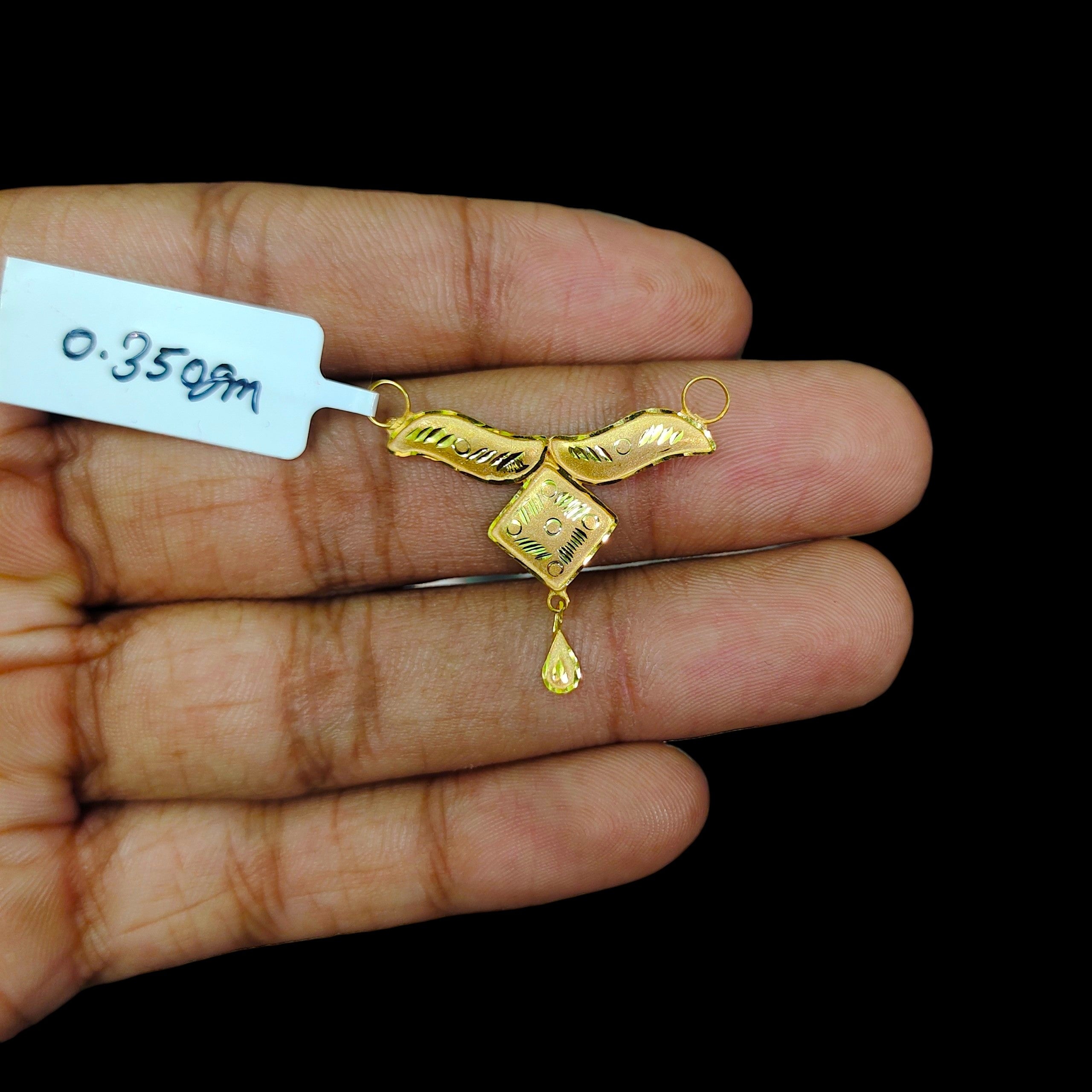 GOLD PENDANT- (WGT: 0.350 GM APPROX) BIS CERTIFIED HUID HALLMARK 375 9KT GOLD PENDANT FOR WOMEN 1 PIECE WITH FREE MANGALSUTRA & TASSEL.