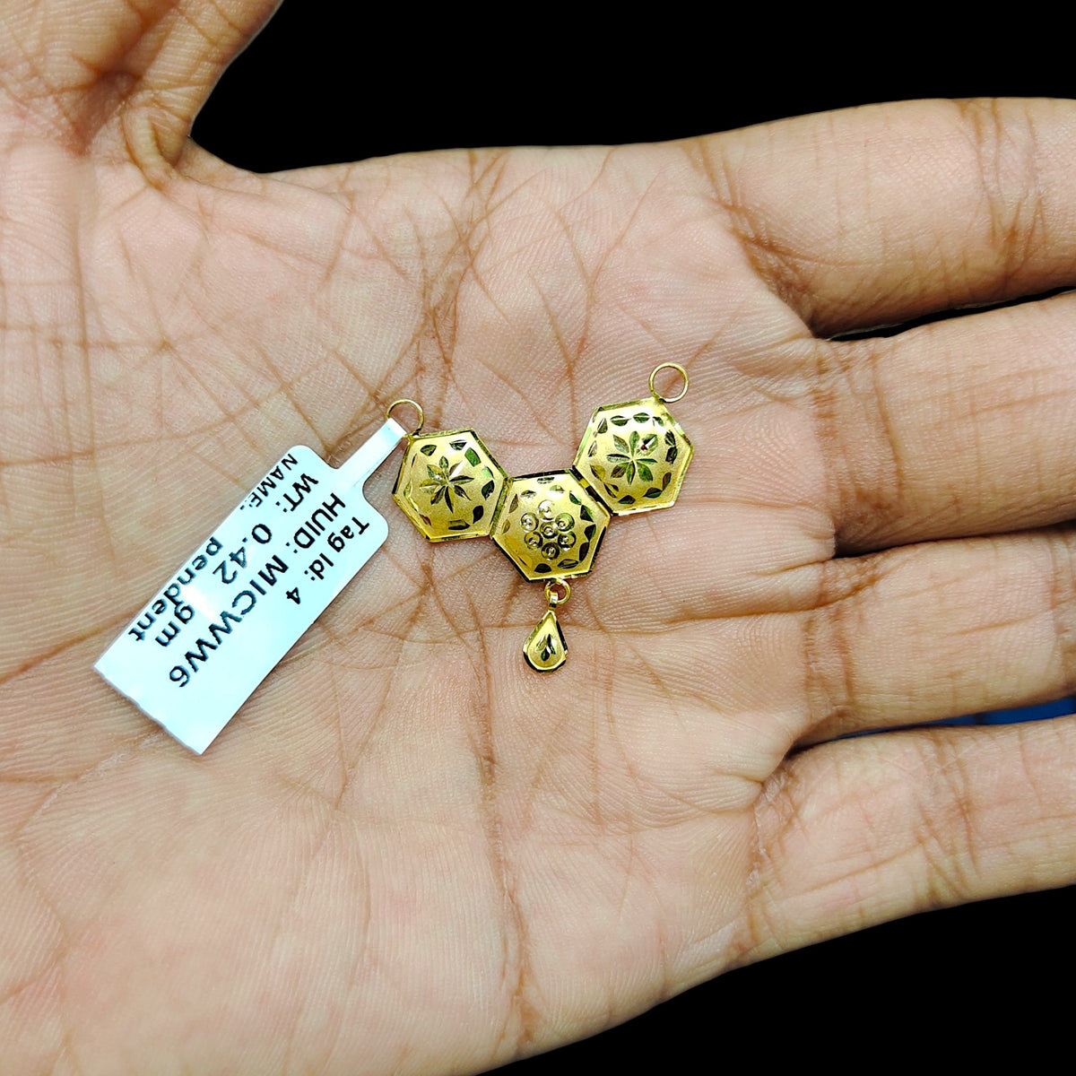 GPM9K- (WGT: 0.420 GM APPROX) BIS CERTIFIED HUID HALLMARK 375 9KT GOLD PENDANT FOR WOMEN 1 PIECE WITH FREE MANGALSUTRA & TASSEL. (MICWW6)