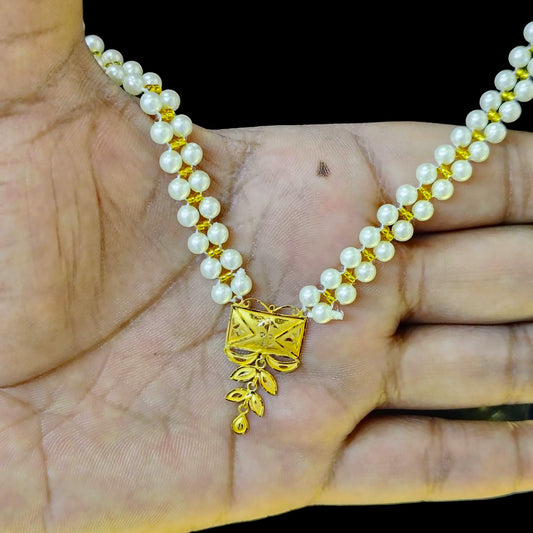 (GMP22) BIS CERTIFIED WGT: 0.830 GM APPROX HUID HALLMARK 916 22KT GOLD MOTI PENDANT 1 PIECE FOR YOUR BEAUTIFUL WIFE.
