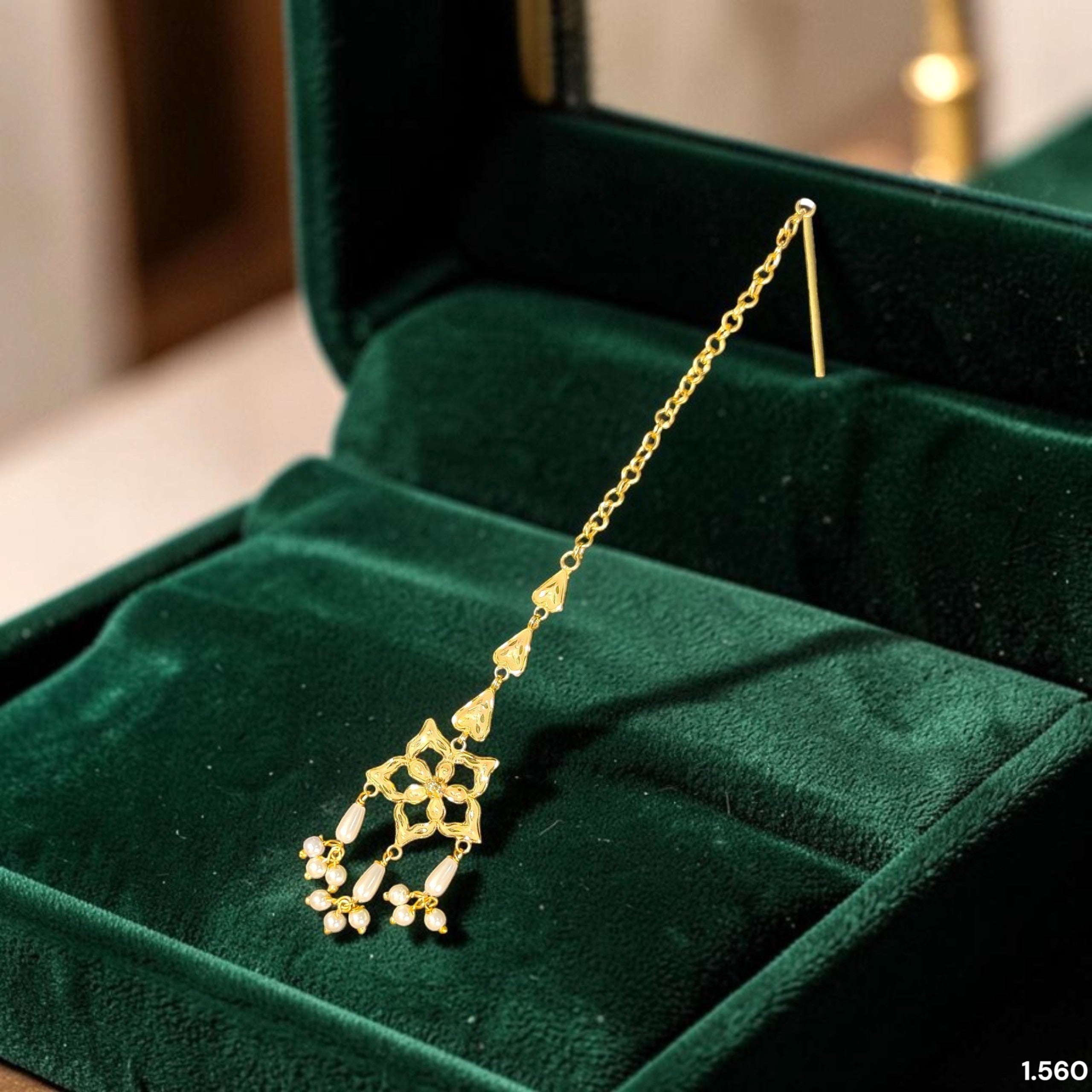 GOLD TICKLY- (WGT: 1.560 GM APPROX) CERTIFIED BIS HUID HALLMARK 375 9KT GOLD TICKLY (MANGTIKA) 1 PIECE FOR MARRIAGE.(5PGPWJ)