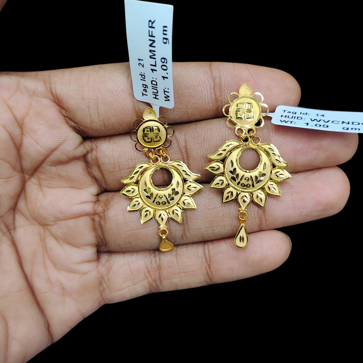 GOLD EARRINGS- (WGT: 2.180 GM APPROX) BIS CERTIFIED HUID HALLMARK 9KT GOLD EARRINGS 1 PAIR FOR WOMEN (BEST FOR GIFT IN MARRIAGE). (WVCNDC)-(1LMNFR)