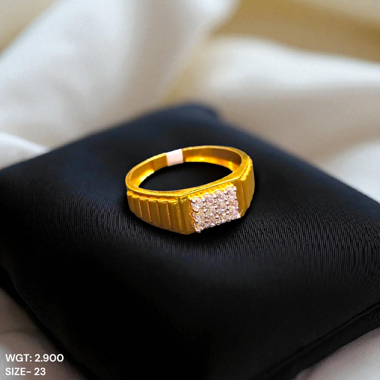SIZE:23 (WGT: 2.900 GRAM APPROX) BIS CERTIFIED HUID HALLMARK 916 22KT GOLD GENTS FINGER RING FOR MENS 1 PIECE.