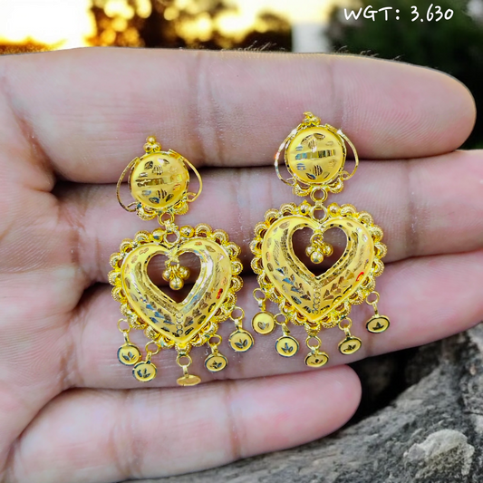 TRJ WGT: 3.630 GM APPROX HUID HALLMARK 22KT GOLD EARRINGS KANBALA 1 PAIR FOR WOMEN.