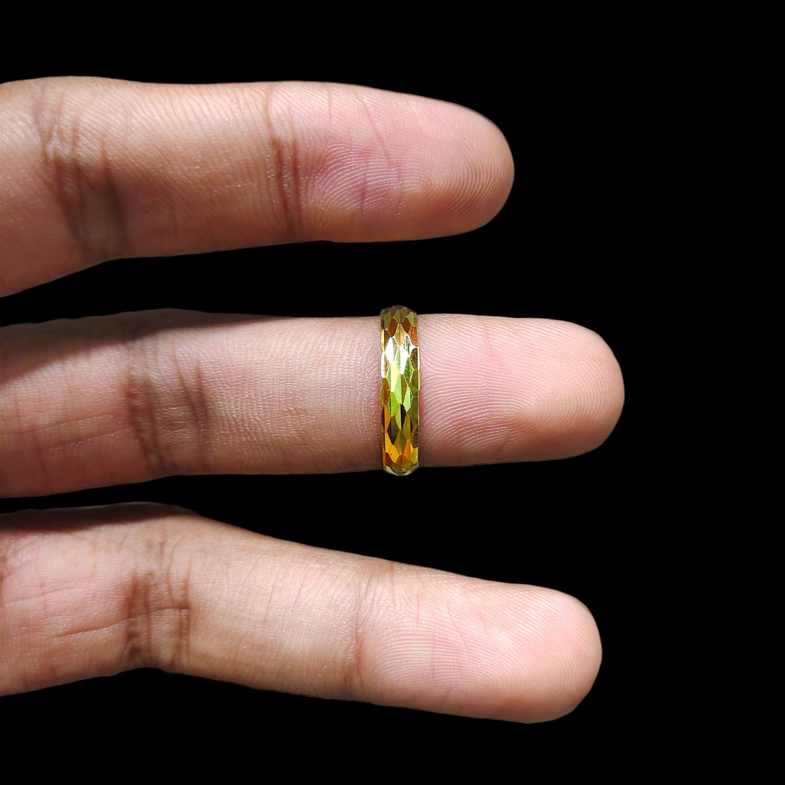 LADIES RING- (SIZE: 16) WGT: 0.730 GM APPROX BIS CERTIFIED HUID HALLMARK 9KT GOLD THUMB RING FOR UNISEX 1 PIECE.