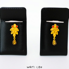 RAJLAXMI WGT: 1.150 GM APPROX HUID HALLMARK 916 22KT GOLD EAR TOPS STUD 1 PAIR FOR REGULAR USE.
