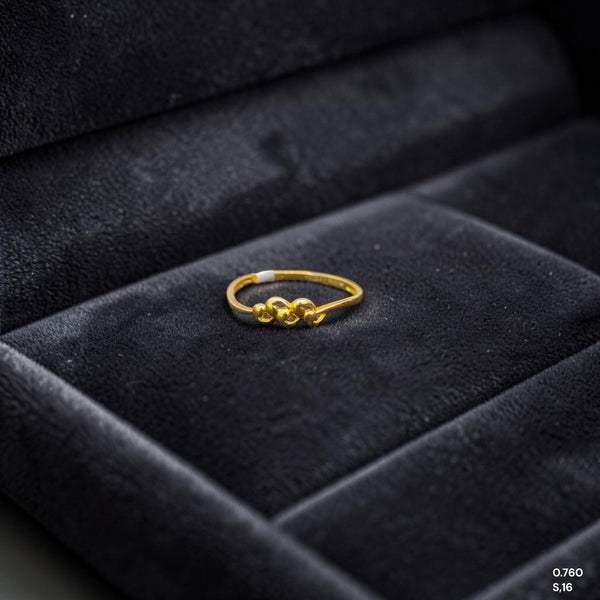 LADIES RING- (SIZE: 16) WGT: 0.760 GM APPROX 14KT HALLMARK GOLD RING FOR WOMEN 1 PIECE.