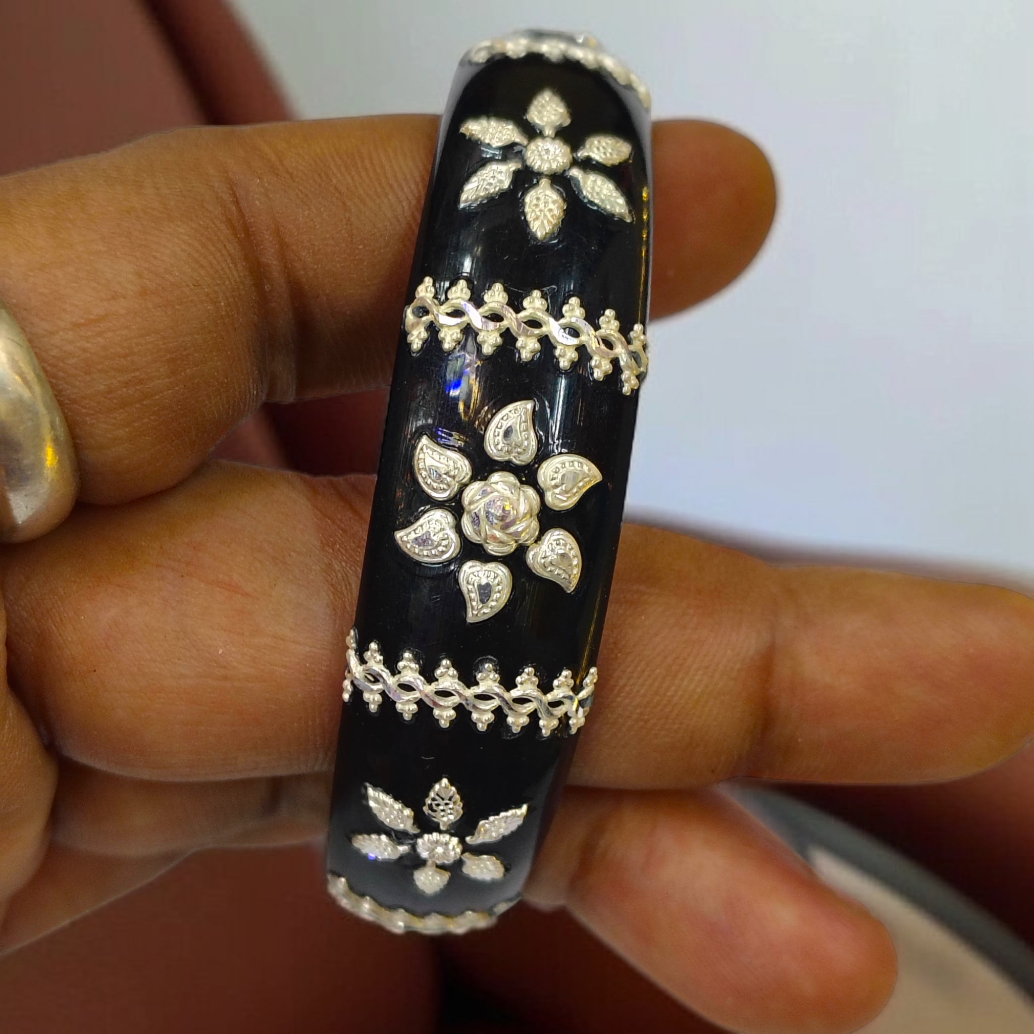 (SSP) (SIZE- 25) BLACK PASTING DESIGN 925 ORIGINAL SILVER POLA BANGLES FOR WOMEN 1 PC - SOLD AS MRP BY RAJLAXMI.