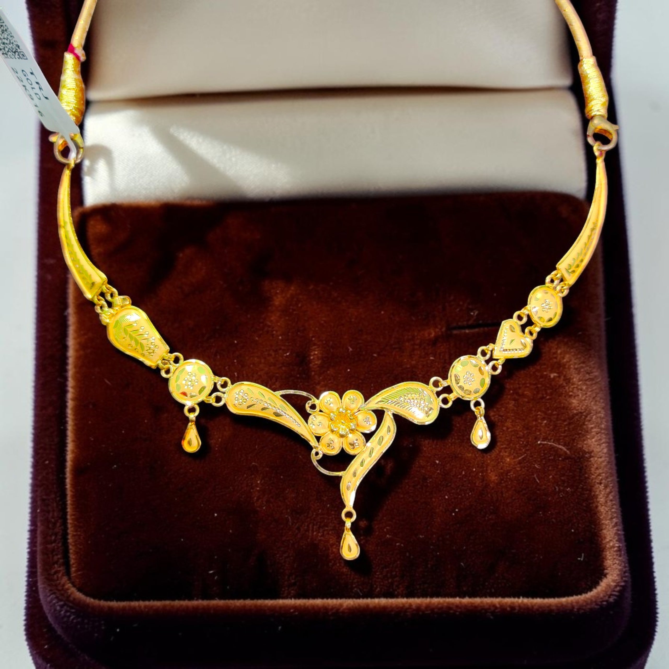 GOLD NECKLACE- BIS CERTIFIED HUID HALLMARK 916 22KT GOLD NECKLACE CHOKER (WGT: 4.110 GM APPROX) 1 PIECE FOR WOMEN.