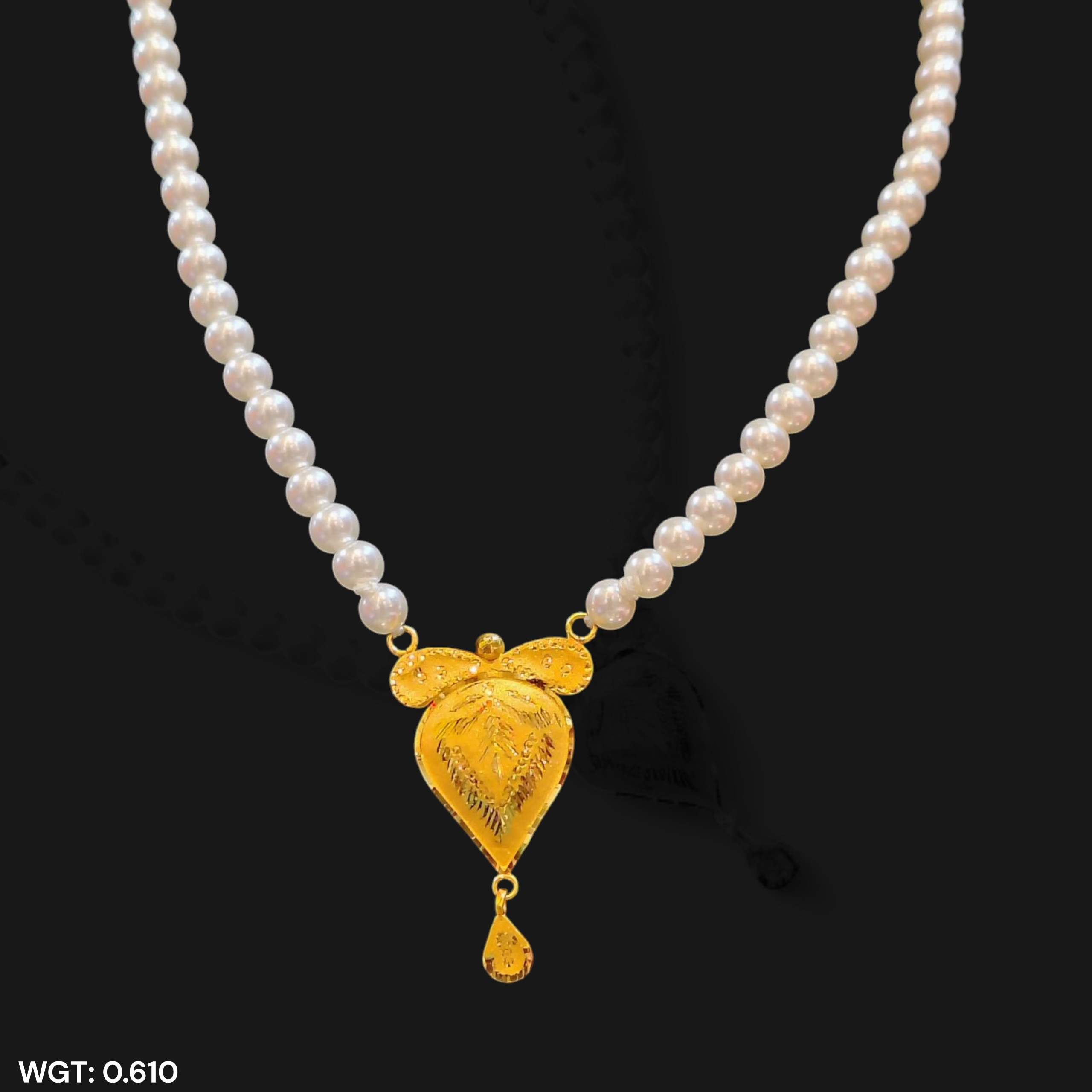 (GMP22) BIS CERTIFIED WGT: 0.610 GM APPROX HUID HALLMARK 916 22KT GOLD MOTI PENDANT 1 PIECE FOR YOUR BEAUTIFUL WIFE.