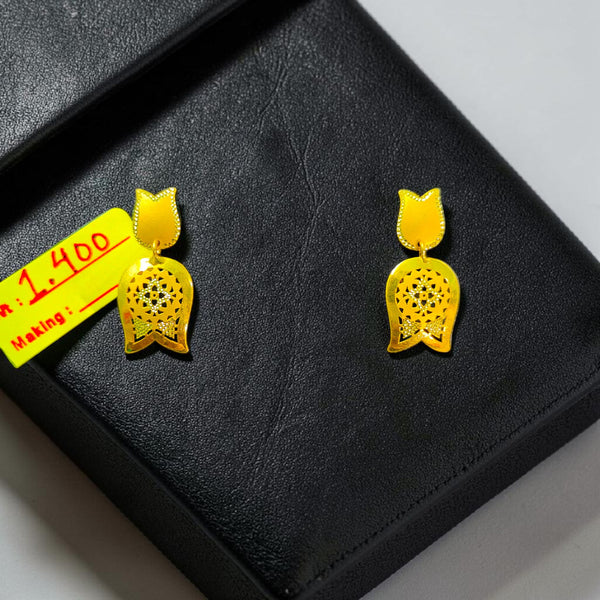GOLD EARRINGS- (WGT: 1.400 GM APPROX) BIS CERTIFIED HUID HALLMARK 9KT GOLD EARRINGS 1 PAIR FOR WOMEN (BEST FOR GIFT IN MARRIAGE).