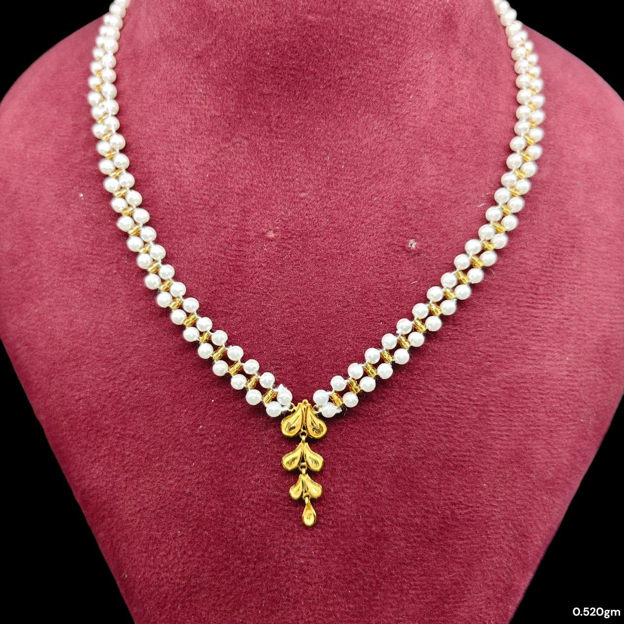 GMP22K- WGT: 0.520 GM APPROX CERTIFIED BIS HUID HALLMARK 916 22KT GOLD MOTI PENDANT 1 PIECE FOR WOMEN.
