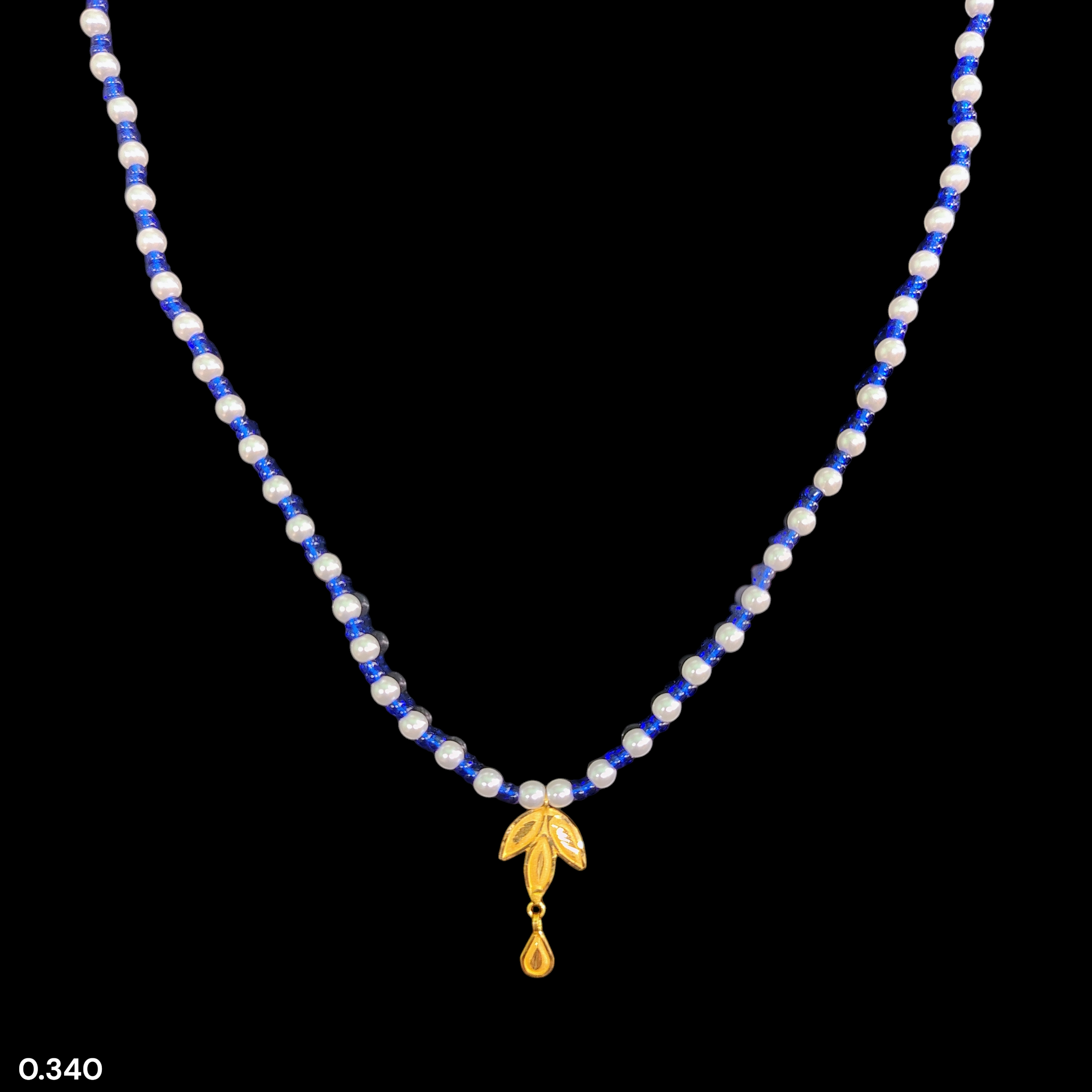 GOLD LOCKET- WGT: 0.340 GM APPROX BIS CERTIFIED HUID HALLMARK 22KT GOLD MOTI LOCKET 1 PIECE FOR WOMEN (WITH PUTI CHAIN).