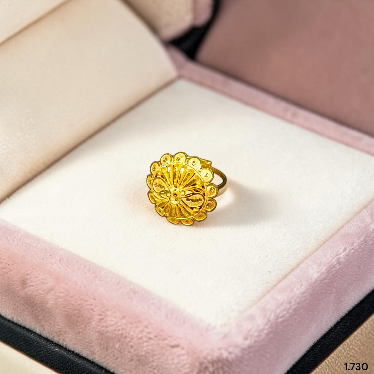 LADIES RING (8YC245)-(SIZE: ADJUSTABLE ) WGT: 1.730 GM APPROX BIS CERTIFIED HUID HALLMARK 375 9KT GOLD RING FOR WOMEN 1 PIECE.