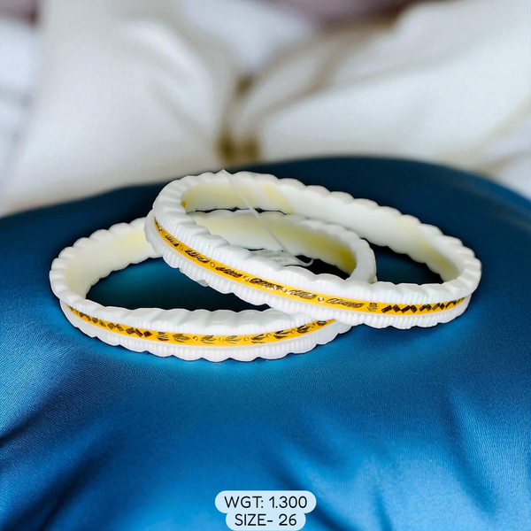 TRJ (SIZE: 26) WGT: 1.300 GM APPROX HUID HALLMARK 22KT GOLD SAKHA BANGLES 1 PAIR DESIGN FOR REGULAR USE.