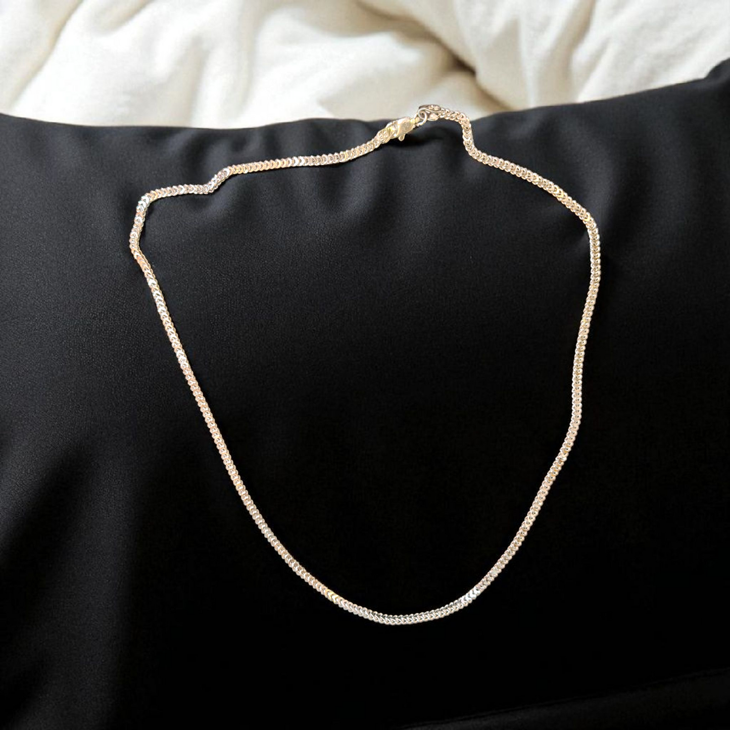 (SLCN) SILVER CHAIN 21 INCH - 625 SILVER CHAIN WGT: 12.780 GM APPROX 1 PIECE (UNISEX DESIGN) FOR MEN AND WOMEN.